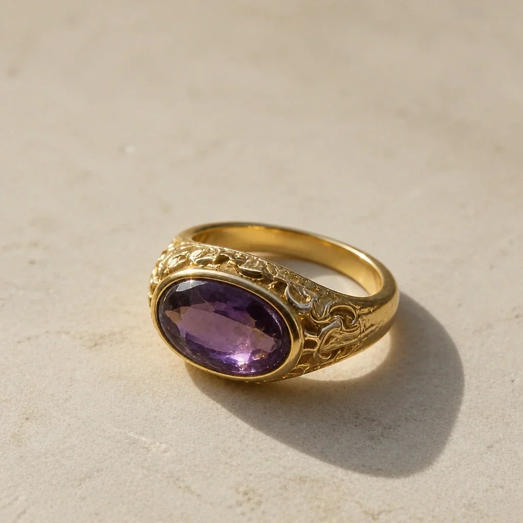 Antique Gold Ring with Vintage Crystal Amethyst